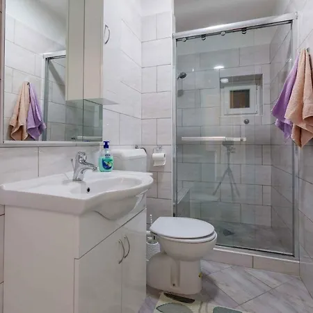Apartament In 39125 Novi Vinodolski